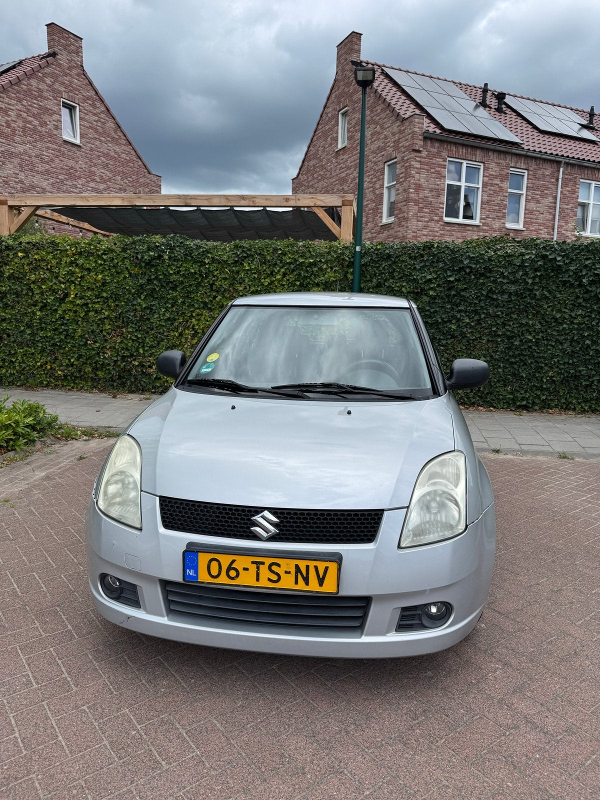 Suzuki Swift 1.3 5DRS 2007 Grijs, 40 €/maand, Zwart, 965 kg, 400 kg