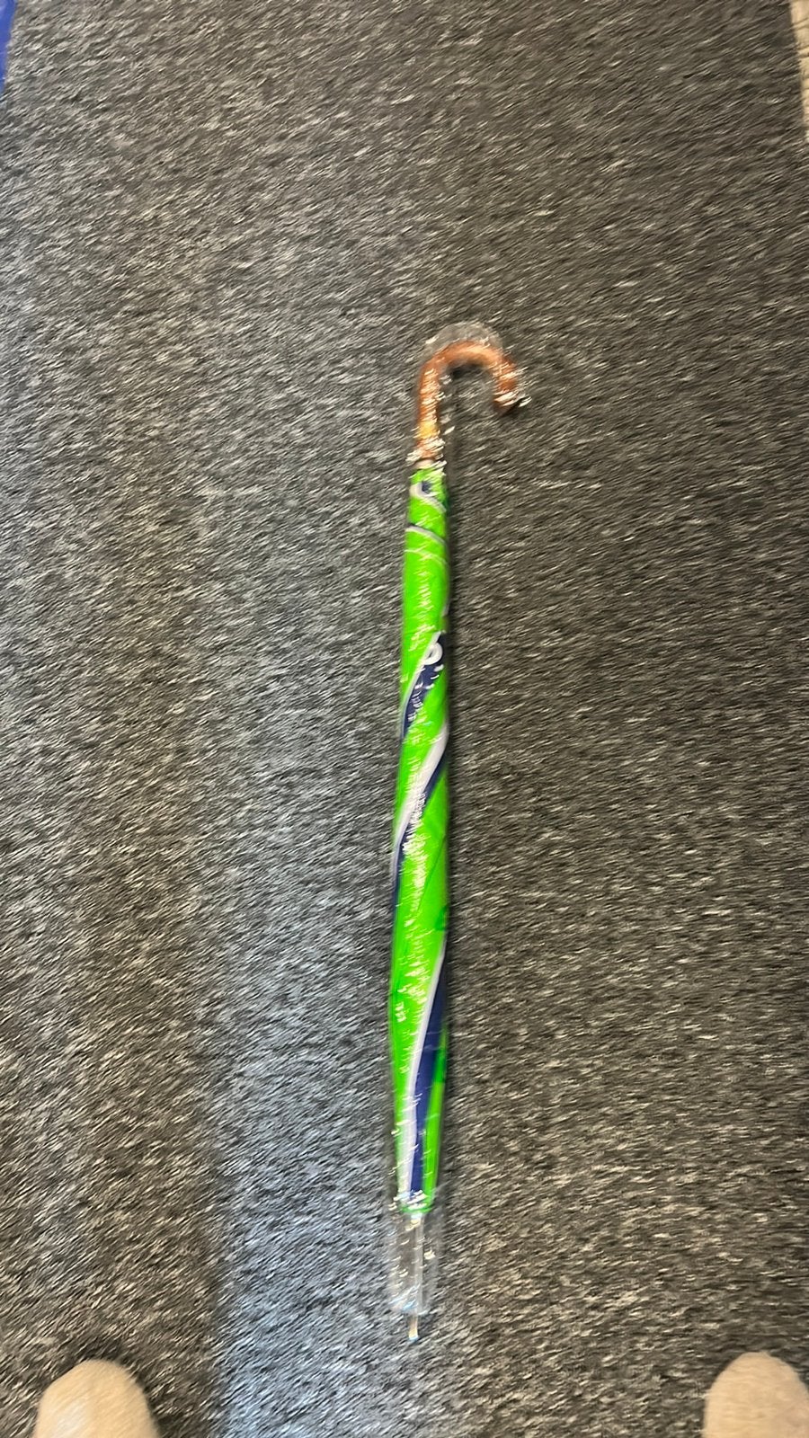 Nieuwe paraplu, Ophalen, Zo goed als nieuw