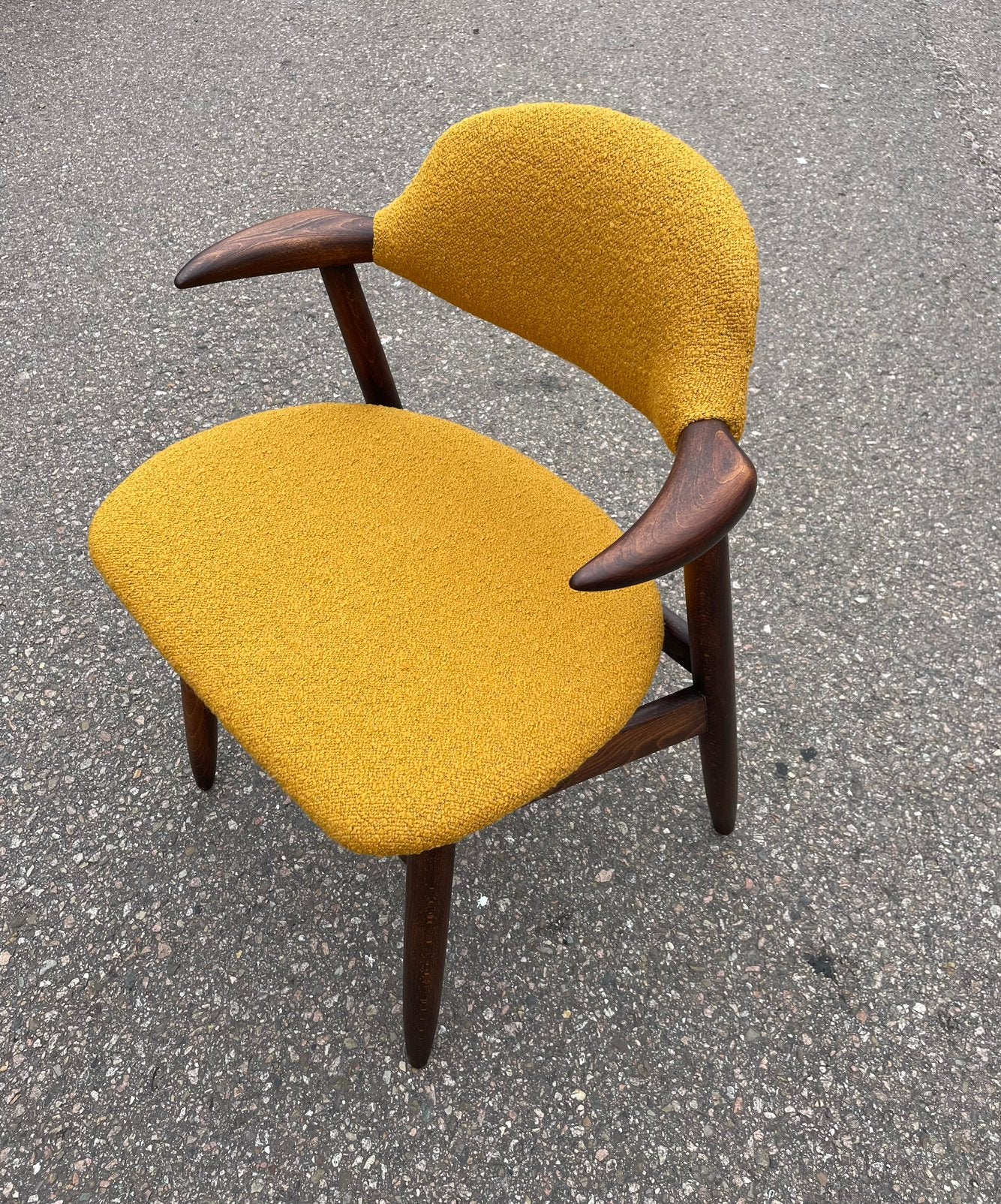 Cow horn chair - Tijsseling, Ophalen, Zo goed als nieuw, 75 tot 100 cm
