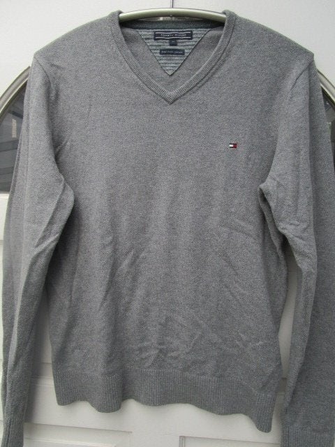 Keurige Tommy Hilfiger v-hals trui met cashmere maat M, Ophalen, Maat 48/50 (M), Tommy Hilfiger, Zo goed als nieuw