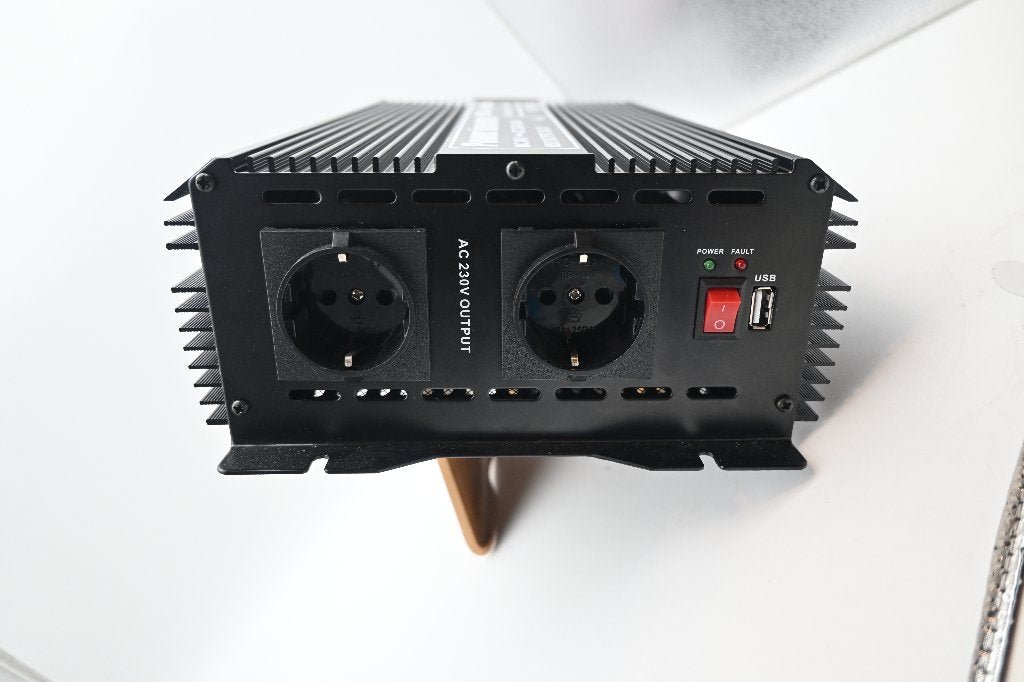 GYS MSW 82000 mobiele omvormer (inverter) Nieuw 2000Watt, Overige typen, Nieuw, Ophalen of Verzenden, X