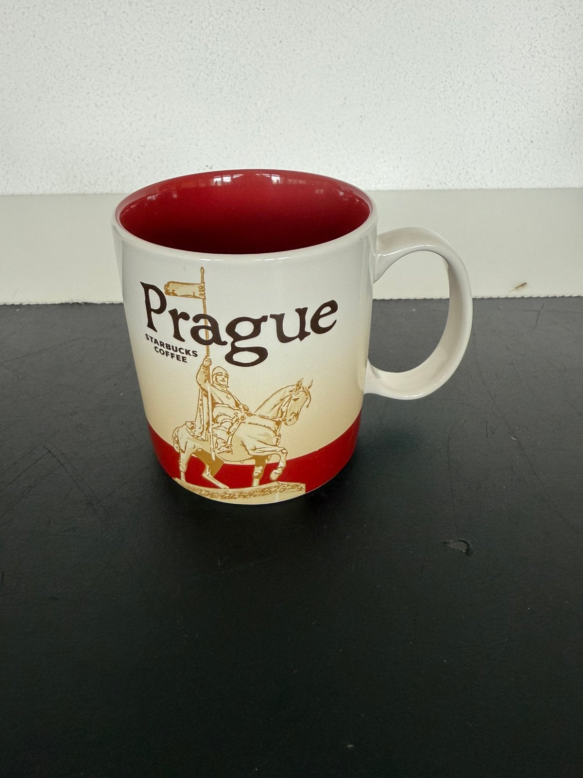 Prague city mok starbucks, Huis en Inrichting, Keuken | Servies, Overige merken, Ophalen of Verzenden, Zo goed als nieuw, Overige stijlen