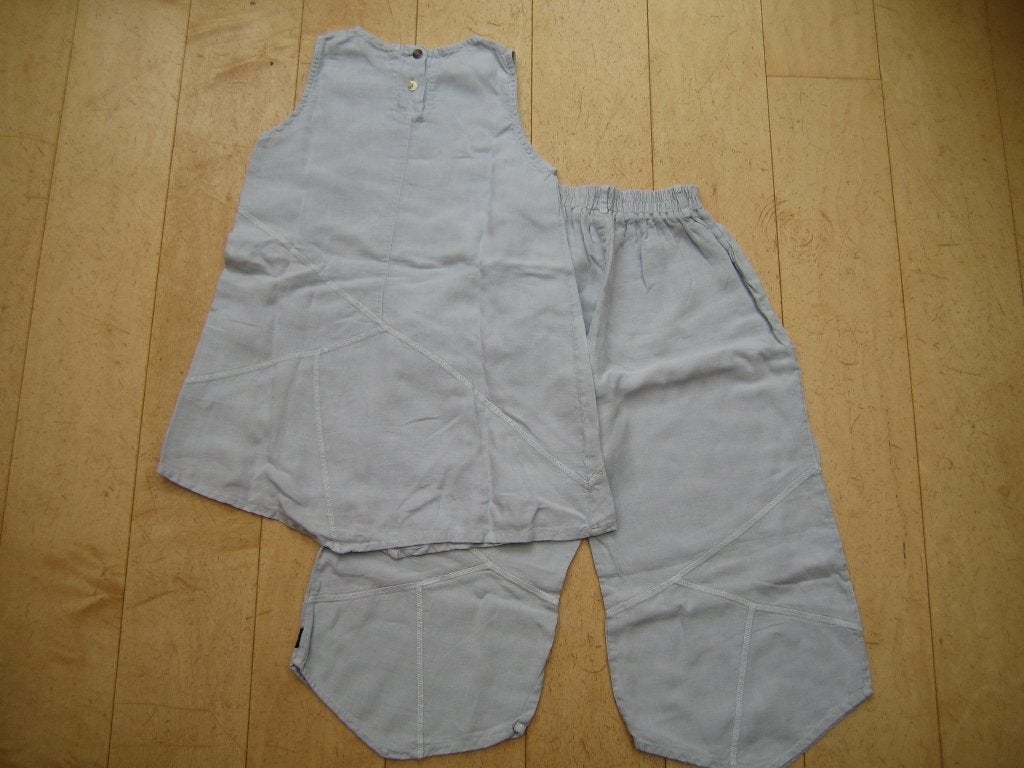 Kaketoe, lichtblauw linnen shirtje, mt 128/134., Kinderen en Baby's, Kinderkleding | Maat 128, Ophalen of Verzenden, Gebruikt
