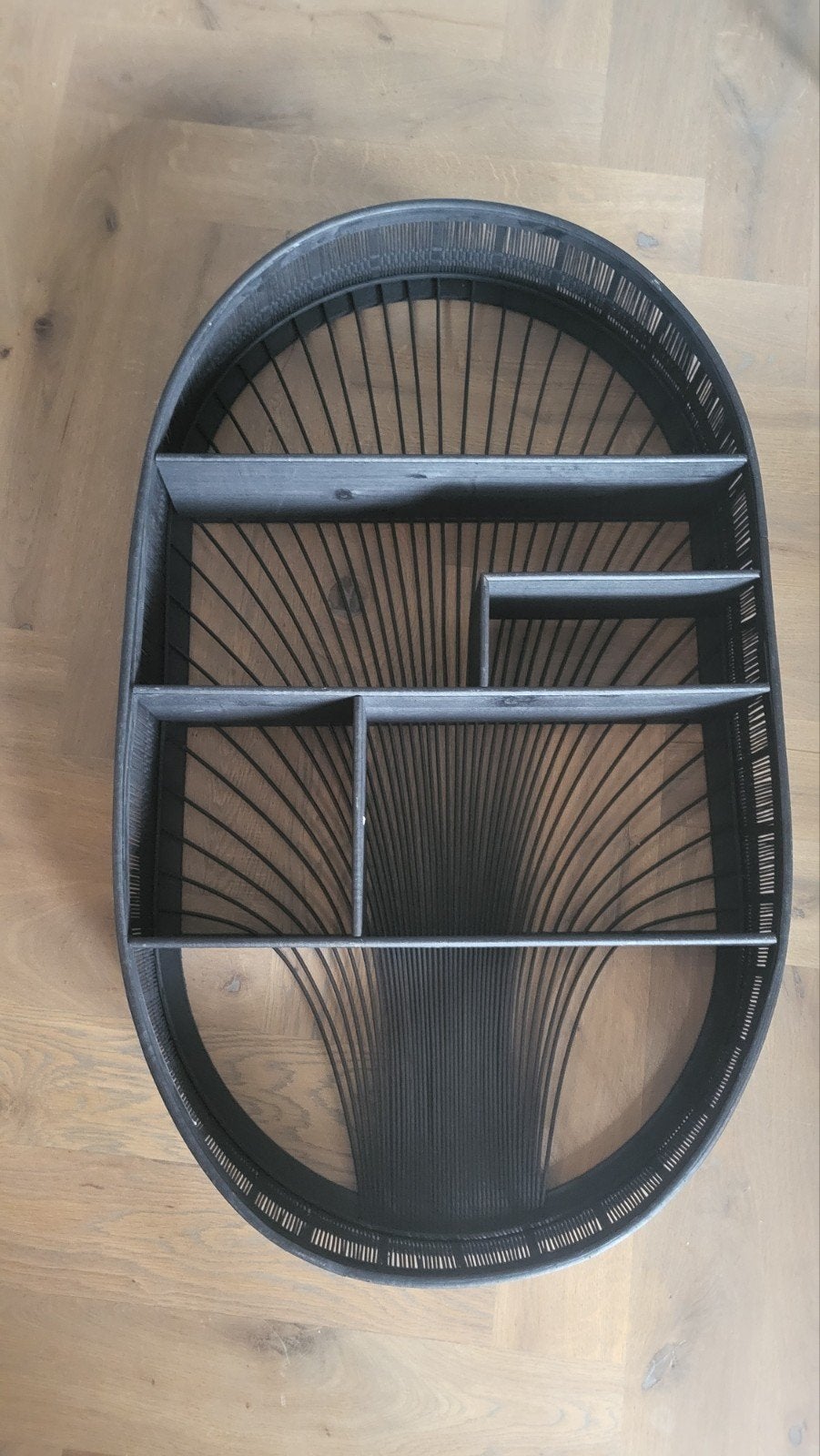 Ovale bamboe wandplank/boekenrek met uniek design, Ophalen, Zo goed als nieuw