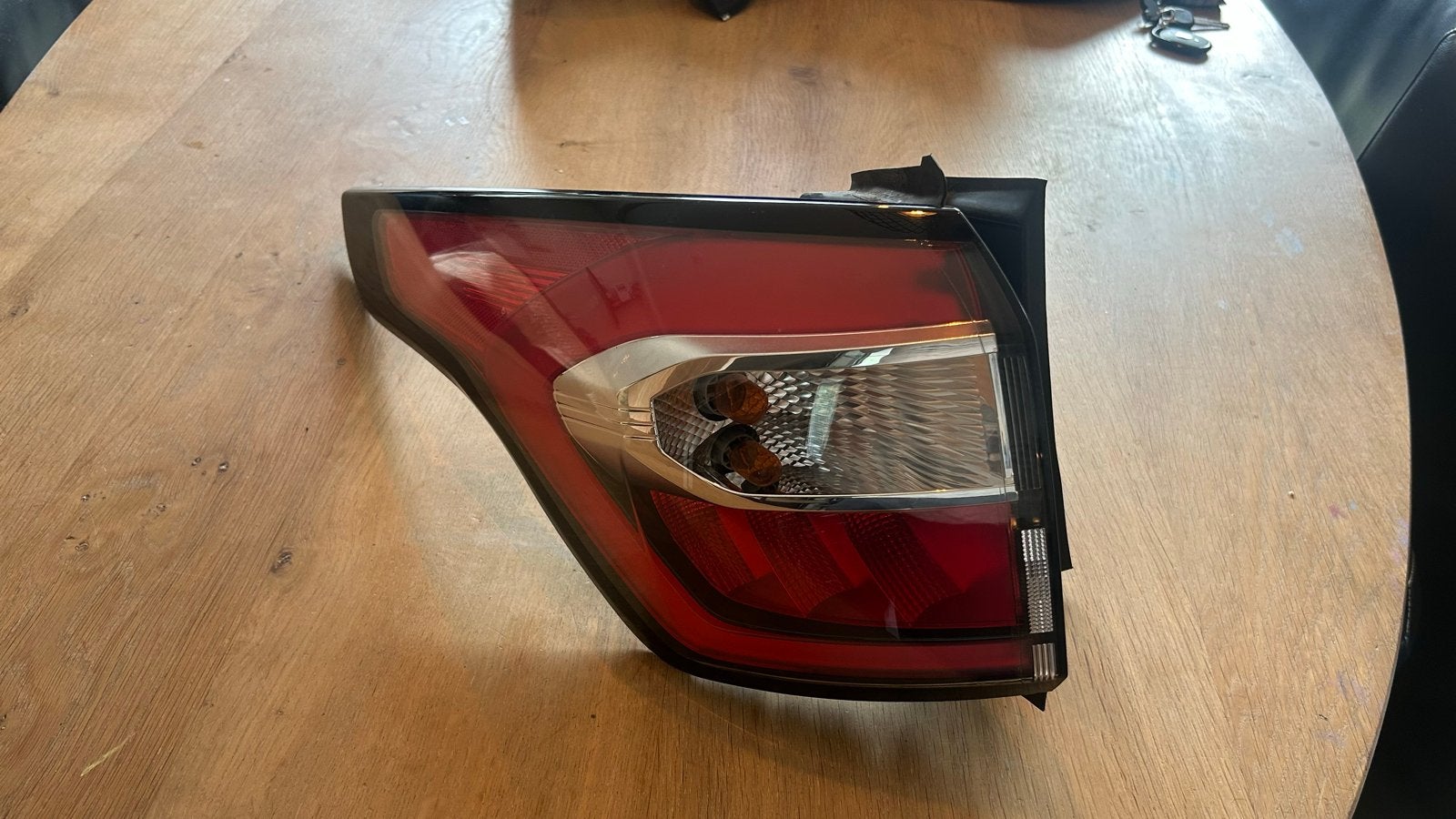 Achterlicht links Ford Kuga - Deels LED, Ophalen of Verzenden, Gebruikt, Ford