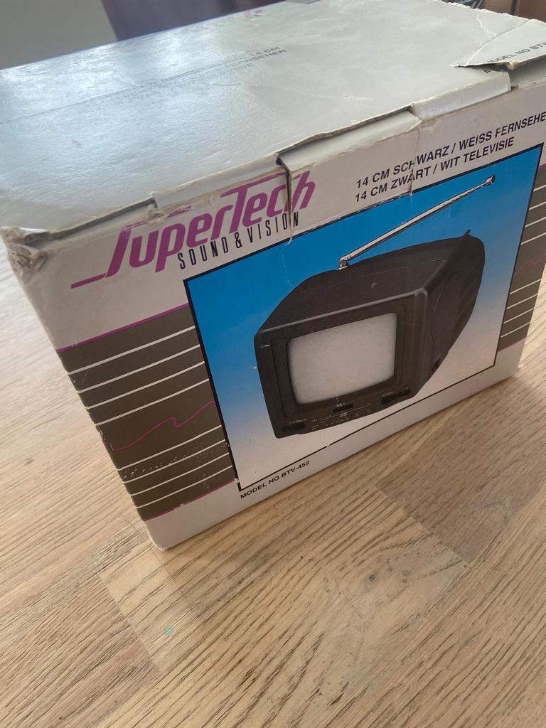 Supertech zwart/wit tvtje 14 cm, Audio, Tv en Foto, Ophalen of Verzenden, Zo goed als nieuw