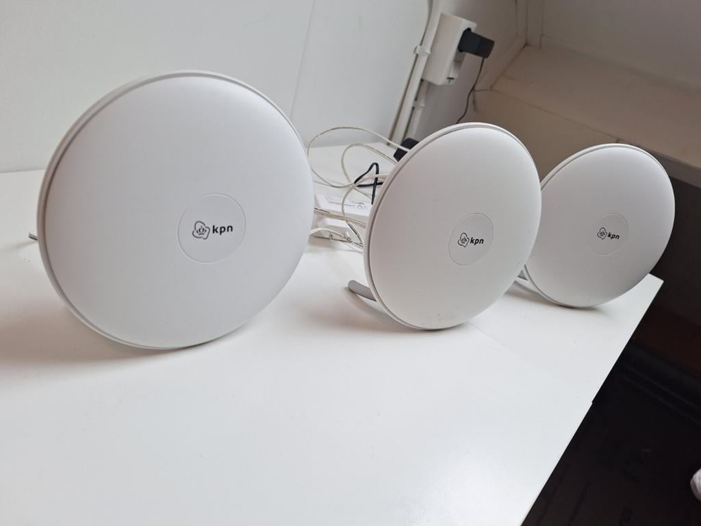 3x Arcadyan Super WiFi versterker KPN, Ophalen, Gebruikt