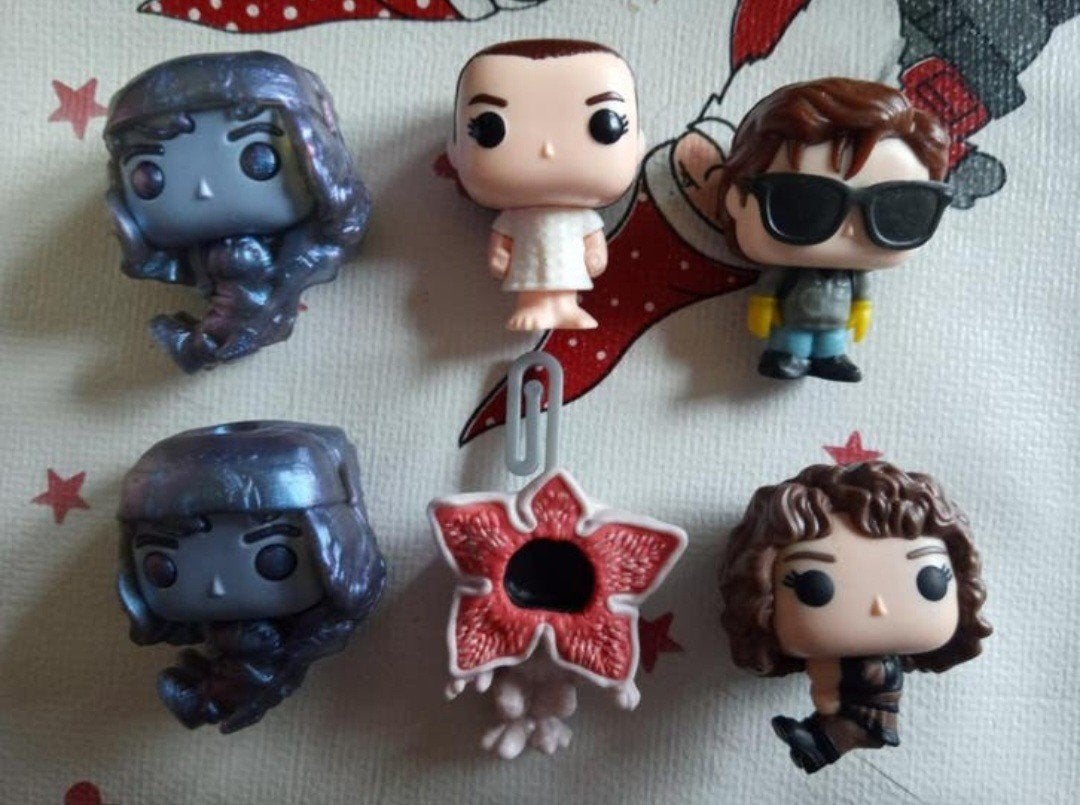 Stranger Things Kinder Surprise Mini Funko Pops, Ophalen of Verzenden, Zo goed als nieuw