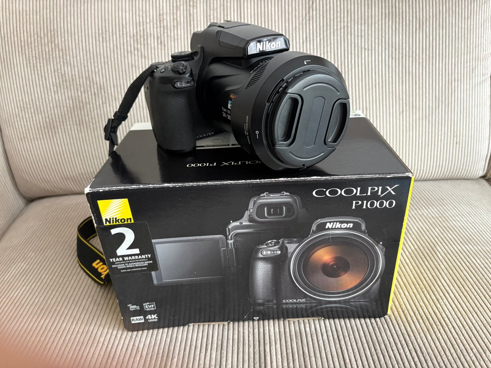 Nikon COOLPIX P1000 met cameratas, Ophalen of Verzenden, Zo goed als nieuw, Compactcamera, Nikon