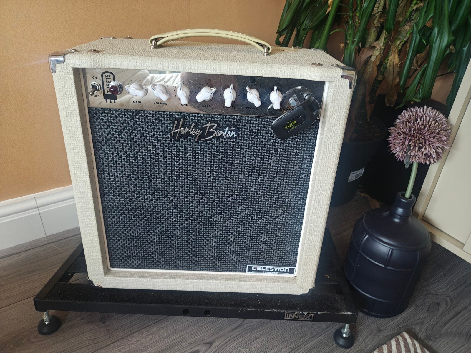 Harley Benton Tube 15 Celestion versterker, Ophalen of Verzenden, Zo goed als nieuw, Gitaar, Minder dan 50 watt