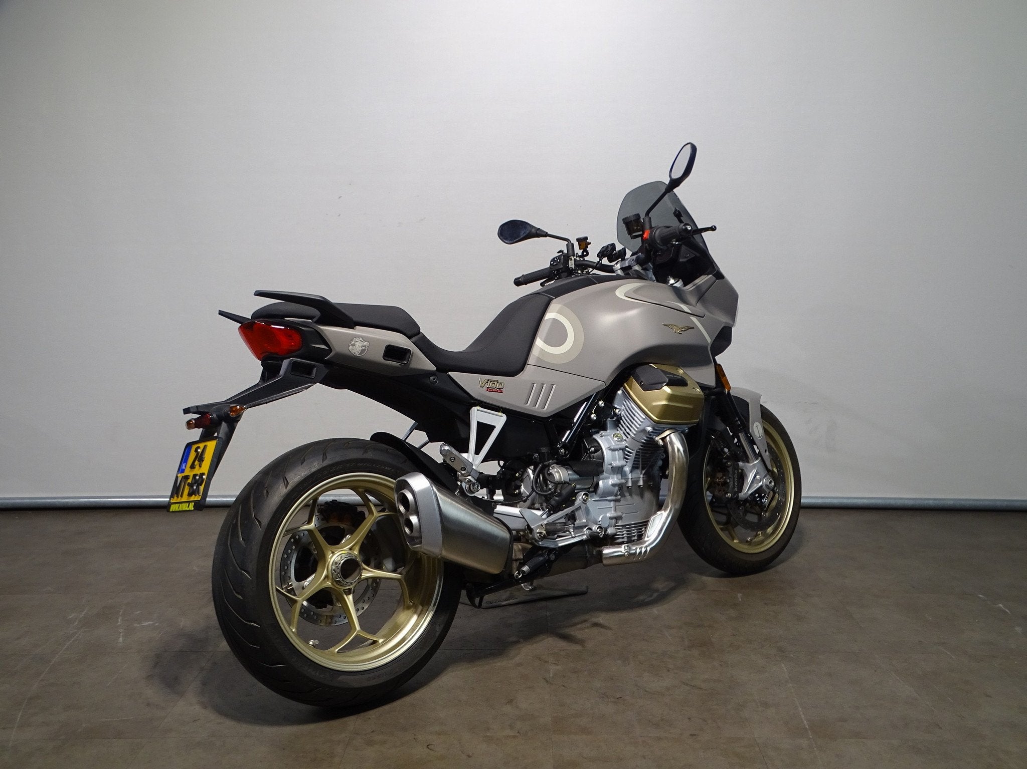 Moto Guzzi V100 MANDELLO AVIAZIONE NAVALE, Meer dan 35 kW, Toermotor, Gebruikt, Bedrijf