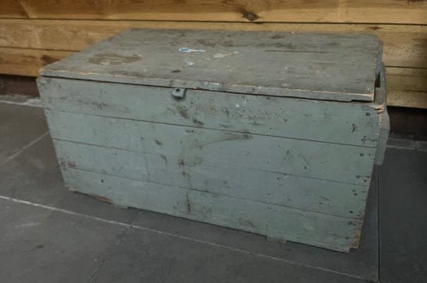 Vintage grijze houten kist - scheepskist - transportkist, Huis en Inrichting, Woonaccessoires | Kisten, Ophalen, Minder dan 50 cm