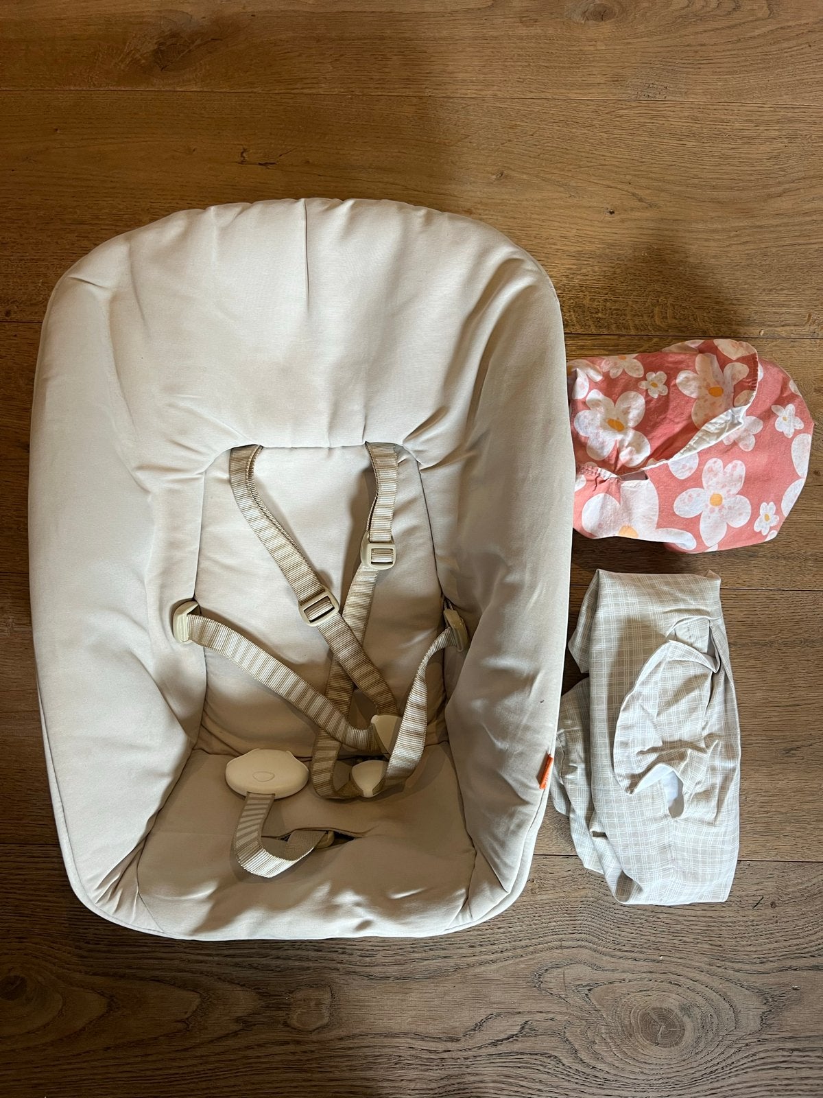 Stokke Tripp Trapp Newborn Set met hoezen, Ophalen of Verzenden, Zo goed als nieuw, Overige typen, Gordel(s)