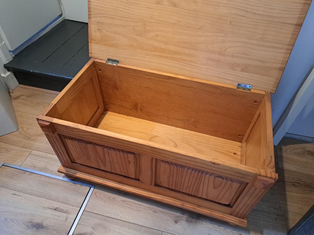 Ruime goed uitziende houten kist, Huis en Inrichting, Woonaccessoires | Kisten, Ophalen, 50 tot 100 cm, Minder dan 50 cm, Minder dan 50 cm