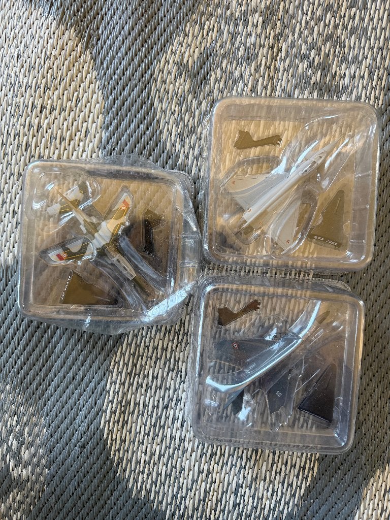 Miniatuur Vliegtuig Modellen - Set van 3, Hobby en Vrije tijd, Modelbouw | Vliegtuigen en Helikopters, Overige merken, 1:200 of kleiner