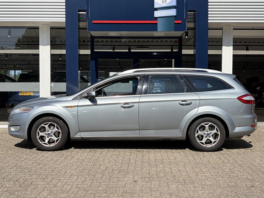 Ford Mondeo Wagon 2.0-16V Limited / NL-Auto / Vol-Leder / St, 145 pk, Gebruikt, 4 cilinders, Mondeo