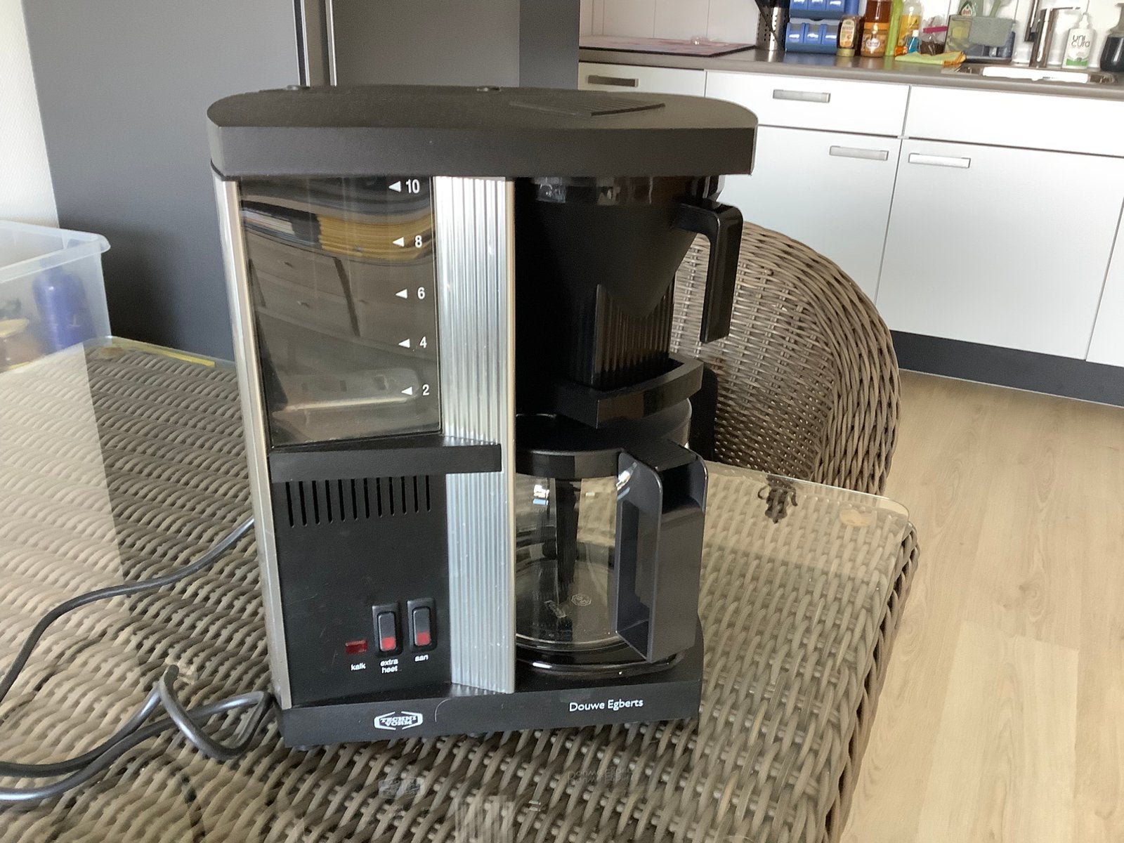 Douwe Egberts koffiezetapparaat 8 tot 10 kopjes zilver, Gebruikt, 10 kopjes of meer, Koffiemachine, Gemalen koffie