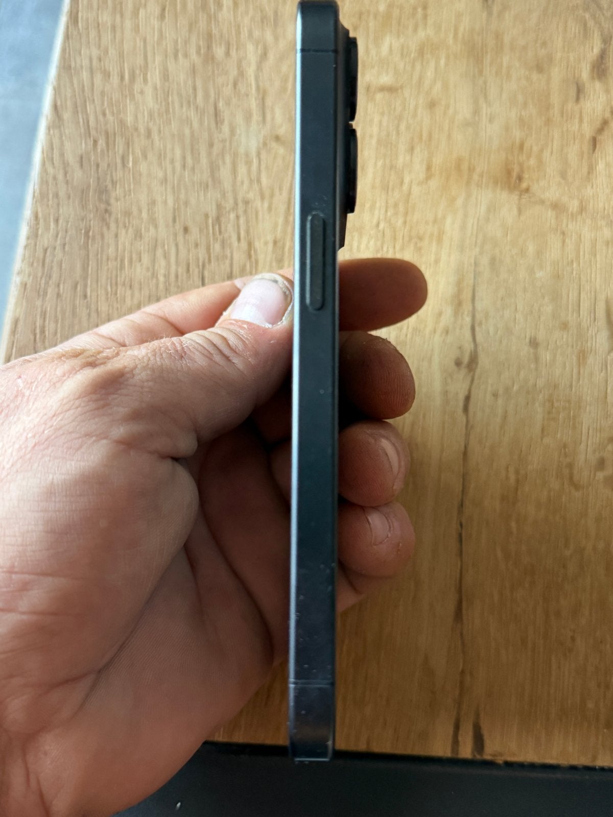 Foto 9 van Apple iPhone 15 Pro - Zo goed als nieuw