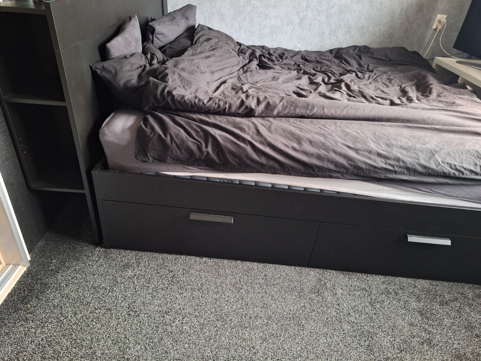 Tweepersoonsbed Ikea  opbergruimte en achterwand, Ophalen, Gebruikt, Zwart, Tweepersoons