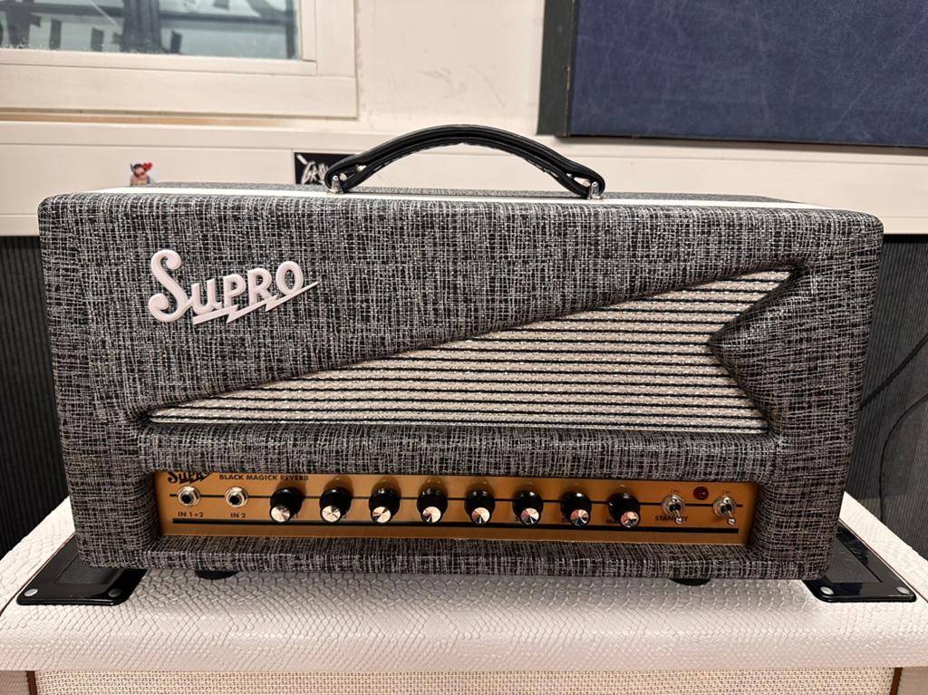 Supro Black Magick head, Muziek en Instrumenten, Ophalen of Verzenden, Zo goed als nieuw, Minder dan 50 watt