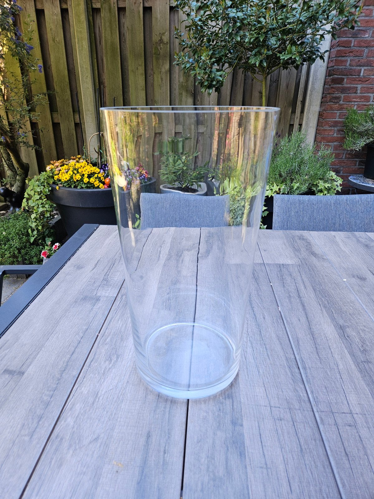 Grote glazen vaas 45 cm hoog en 24,5 cm doorsnede, Ophalen, Zo goed als nieuw, Overige kleuren, Glas
