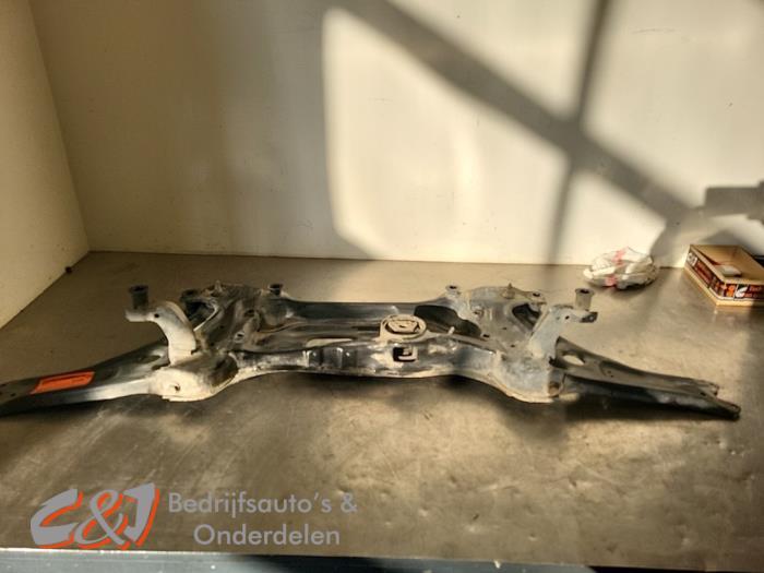 Subframe van een Volkswagen Caddy