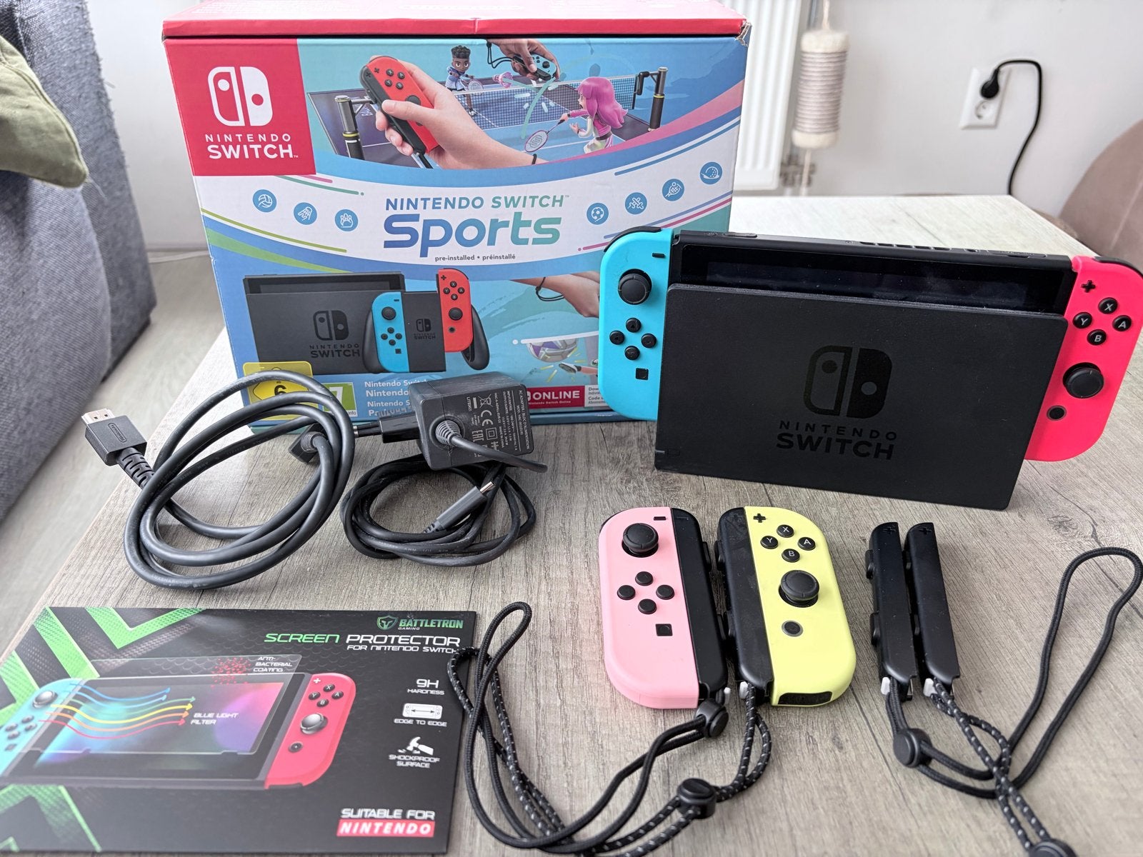 Nintendo Switch Sports Bundel met extra controllers, Switch 2019 Upgrade, Met games, Ophalen of Verzenden, Zo goed als nieuw