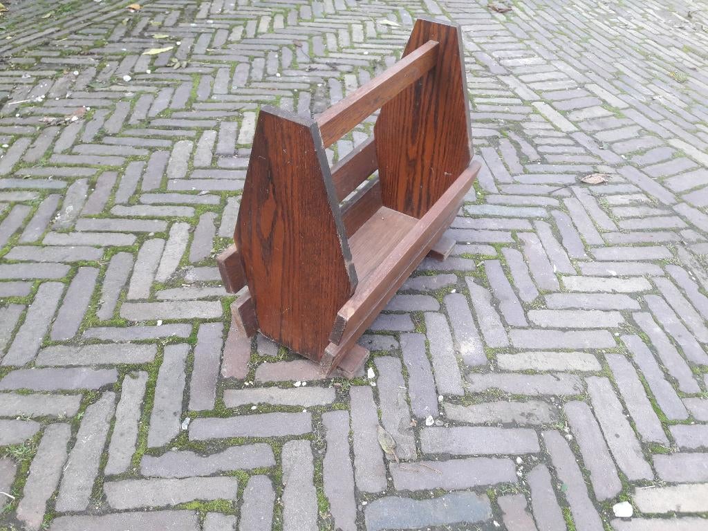 retro krantenbak, Ophalen