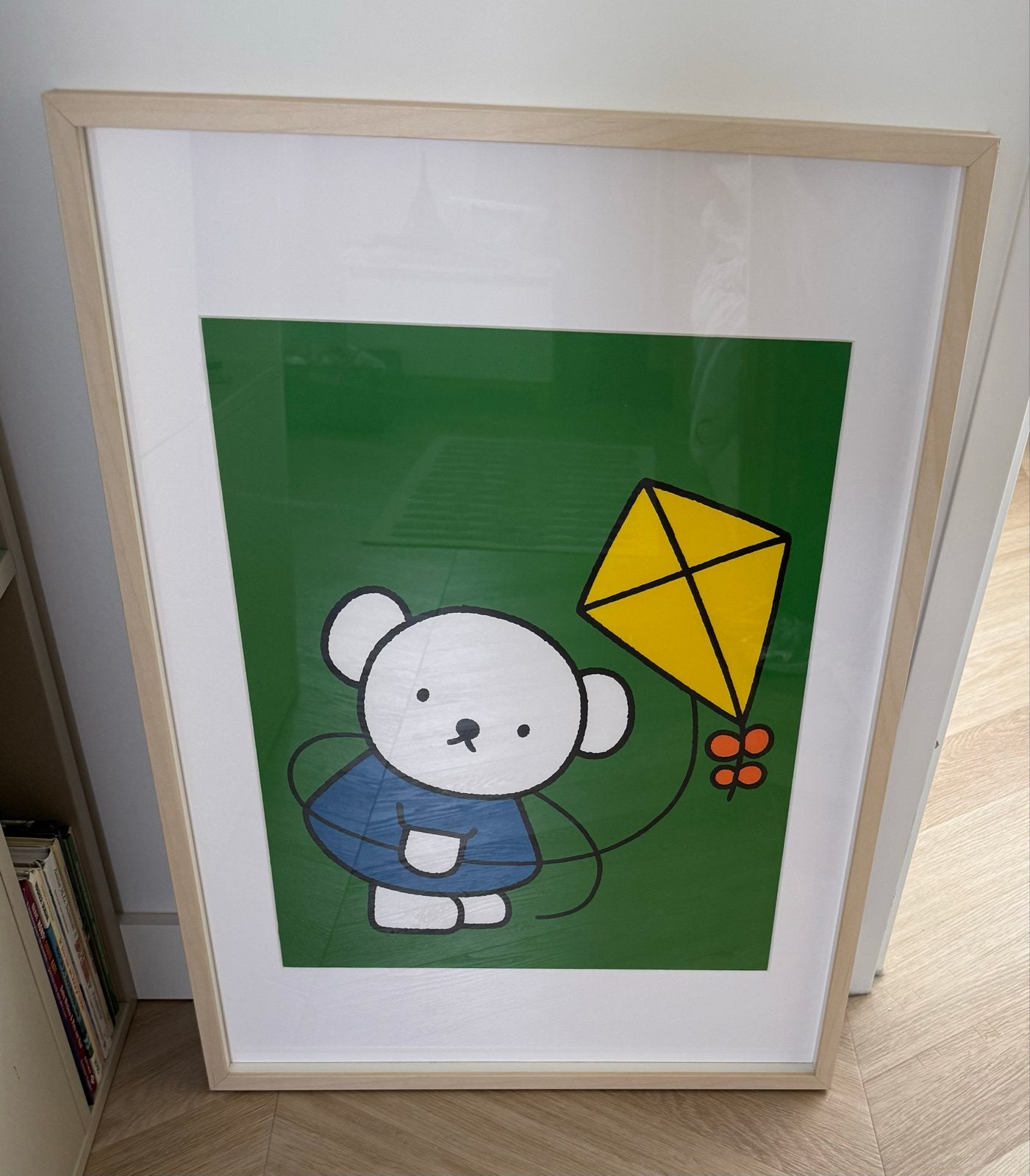 Lijst met Dick Bruna poster - Boris met vlieger (52x72cm), Ophalen, 50 – 75, Gebruikt, Foto of Poster