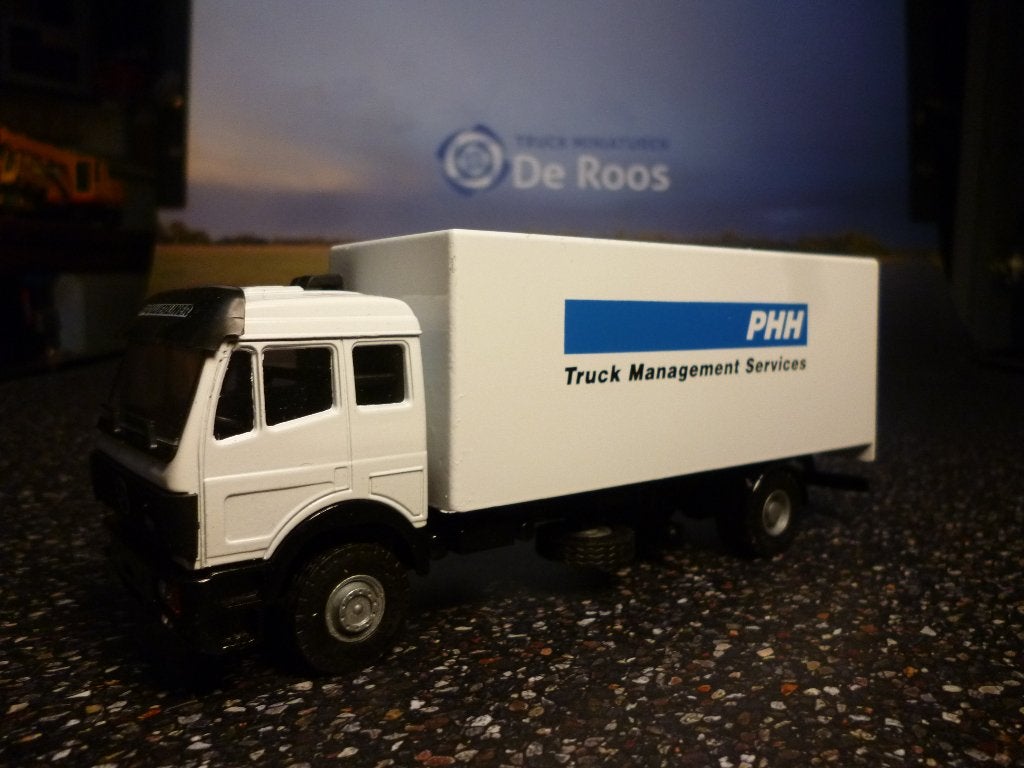 Mercedes SK PHH Truck Management Service, Hobby en Vrije tijd, Modelauto's | 1:50, Ophalen of Verzenden, Zo goed als nieuw, Bus of Vrachtwagen