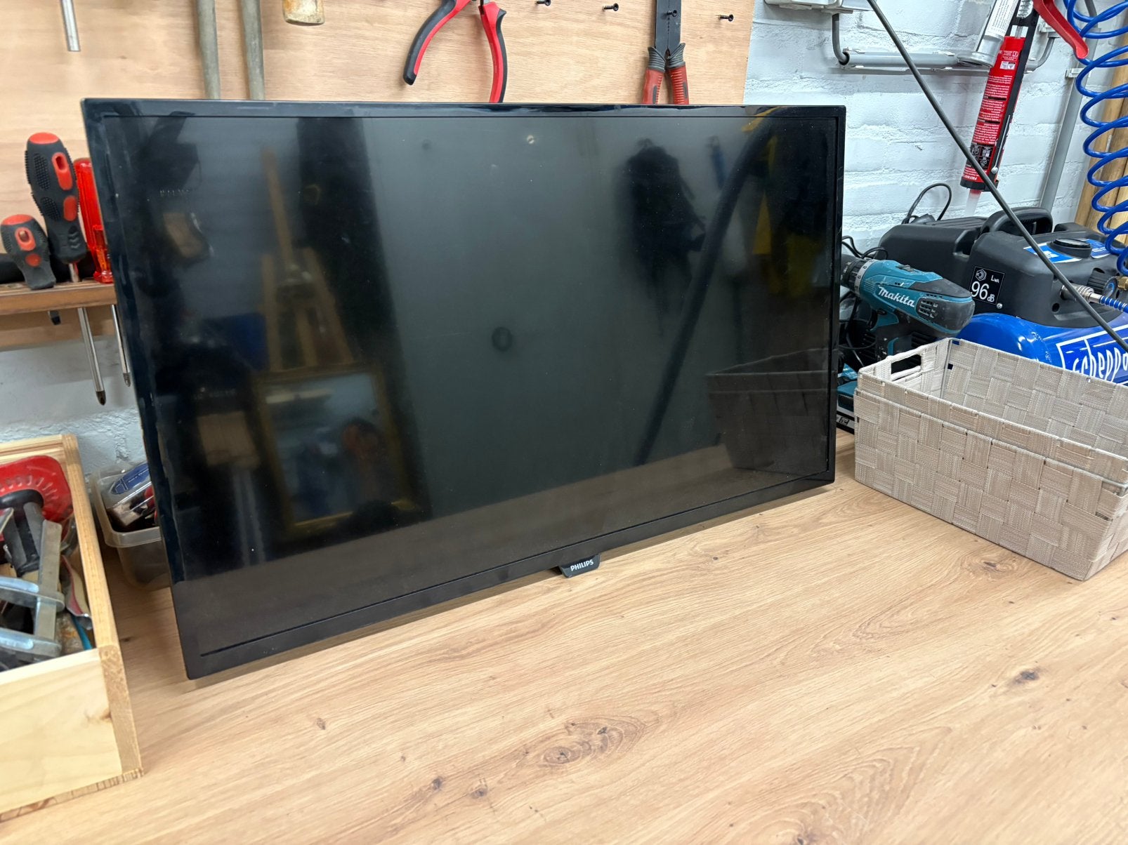 Philips TV -  model 32phk4100/12, Ophalen, Zo goed als nieuw, 50 Hz, Philips