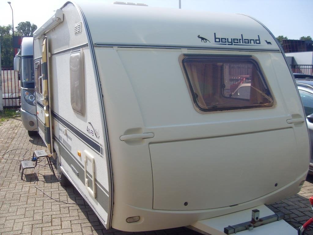 Beyerland Vitesse 460 FB Lite met Mover, Caravans en Kamperen, Caravans, Bedrijf, tot en met 4, 750 - 1000 kg, Rondzit, Beyerland