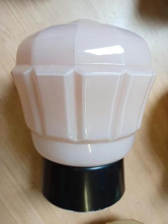 Mooi Roze Thabur plafondlamp jaren 30 top staat., Ophalen of Verzenden, Zo goed als nieuw, Glas, Art Deco, BAUHAUS