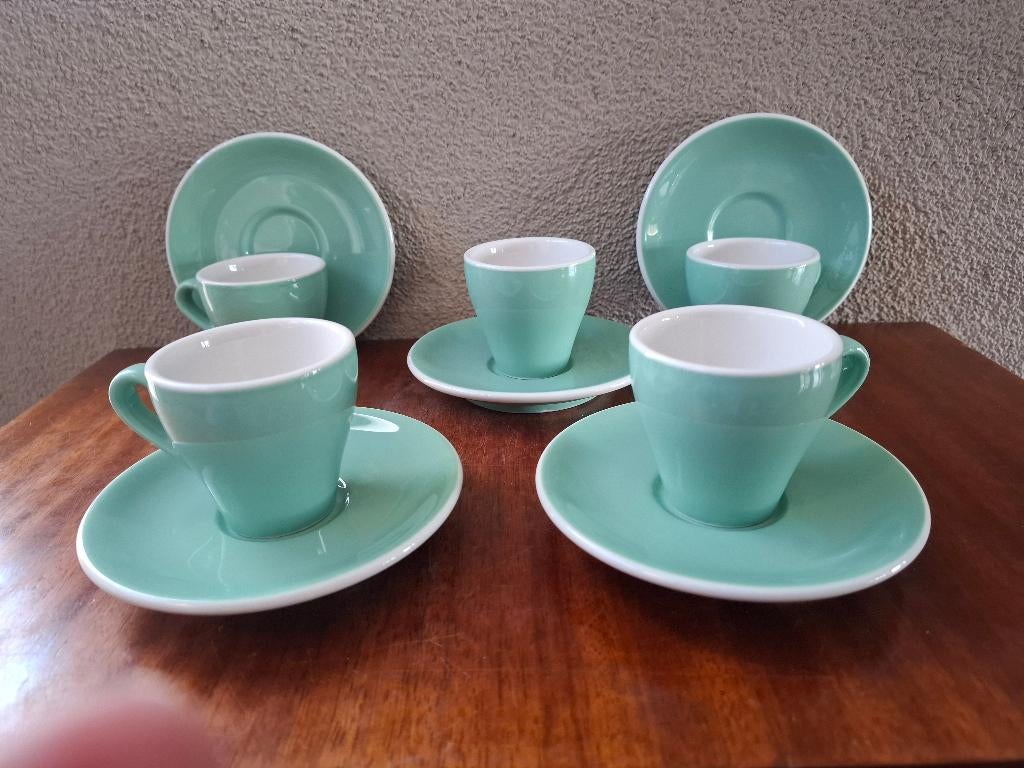 5 ACF Italy mintgroene espresso kop en schotels, Huis en Inrichting, Keuken | Servies, Ophalen of Verzenden, Zo goed als nieuw