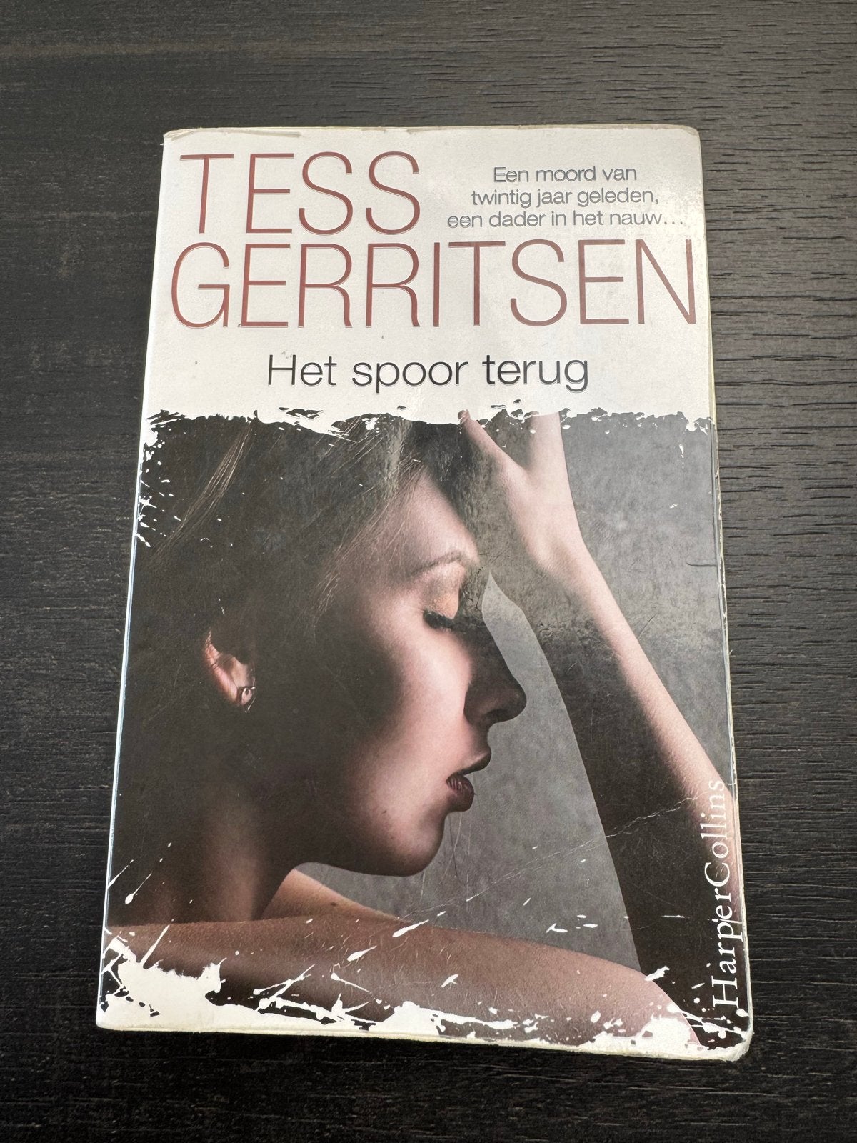 Tess Gerritsen - Het spoor terug (paperback), Ophalen of Verzenden, Zo goed als nieuw