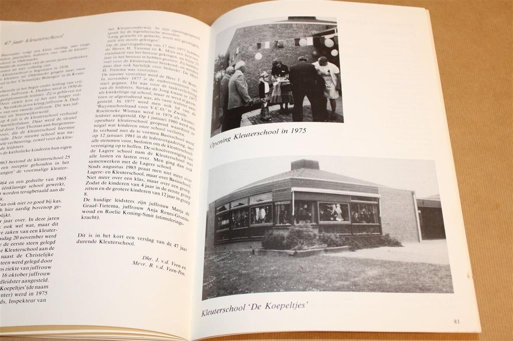 100 Jr Onderwijs Oldemarkt [1986] — Foto's & Reüniebijlage, Ophalen of Verzenden, Gelezen