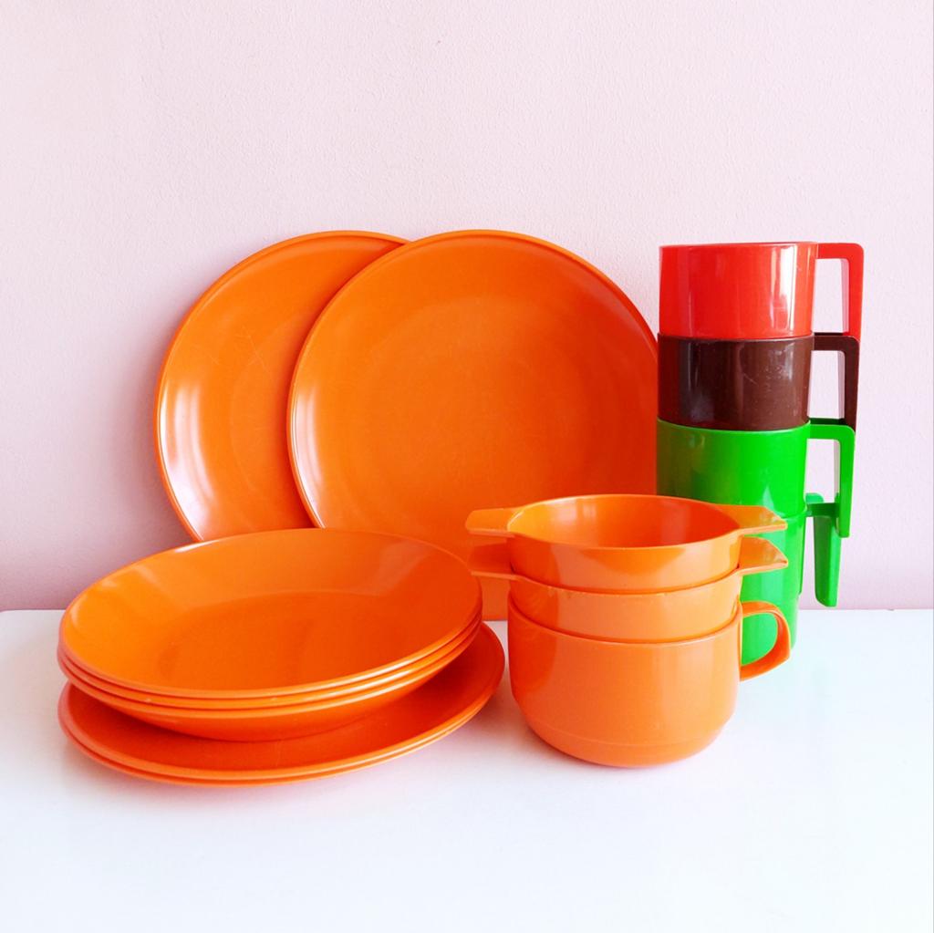 Vintage Mepal picknick camping servies - oranje groen bruin, Caravans en Kamperen, Kampeeraccessoires, Gebruikt, Ophalen of Verzenden