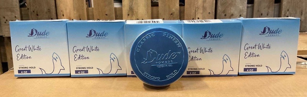Partij 2976x Dude Pomade Great White Edition Strong Hold 4oz, Ophalen, Zo goed als nieuw, Gel, Wax, Haarlak of Mousse