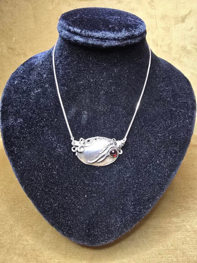 Oudere zilveren ketting met vaste hanger, Ophalen of Verzenden, Nieuw