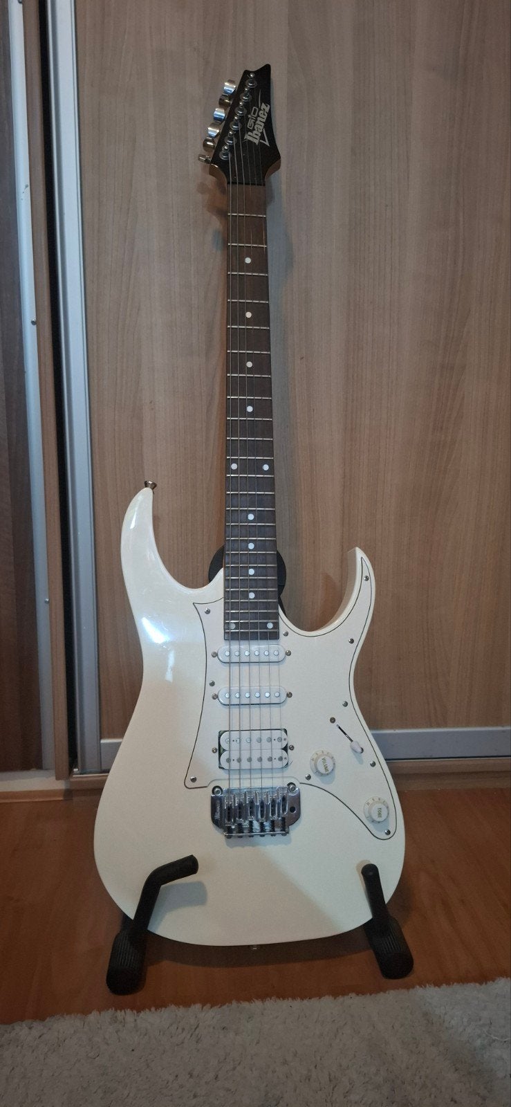 Ibanez Gio, Ophalen of Verzenden, Zo goed als nieuw, Solid body, Ibanez