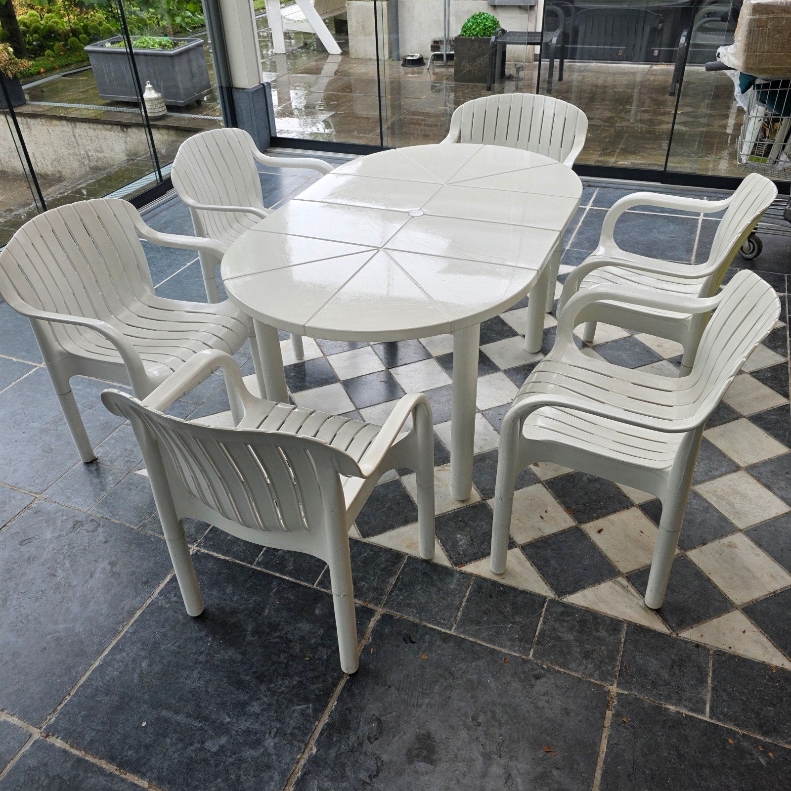 Allibert tuinset: tafel (150x93cm) met 6 extra brede stoelen, Ophalen, Gebruikt, Kunststof