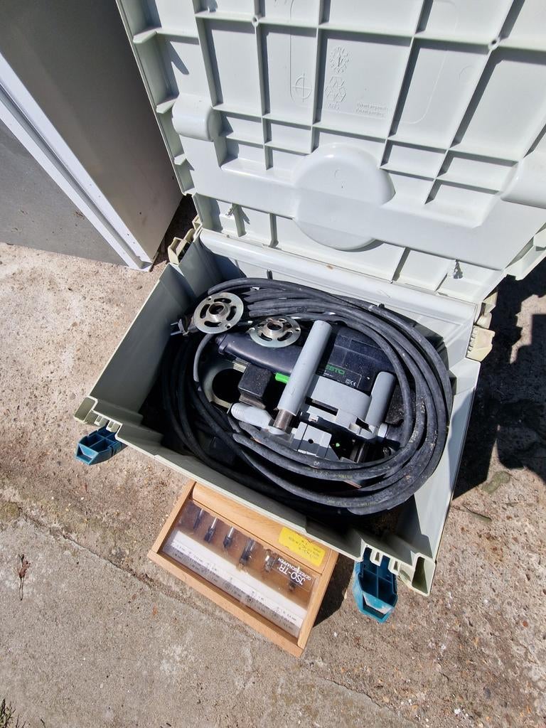 Festool OF900 E 900W Bovenfrees met Kopieerringen, Ophalen, Bovenfrees, Elektrisch, Gebruikt