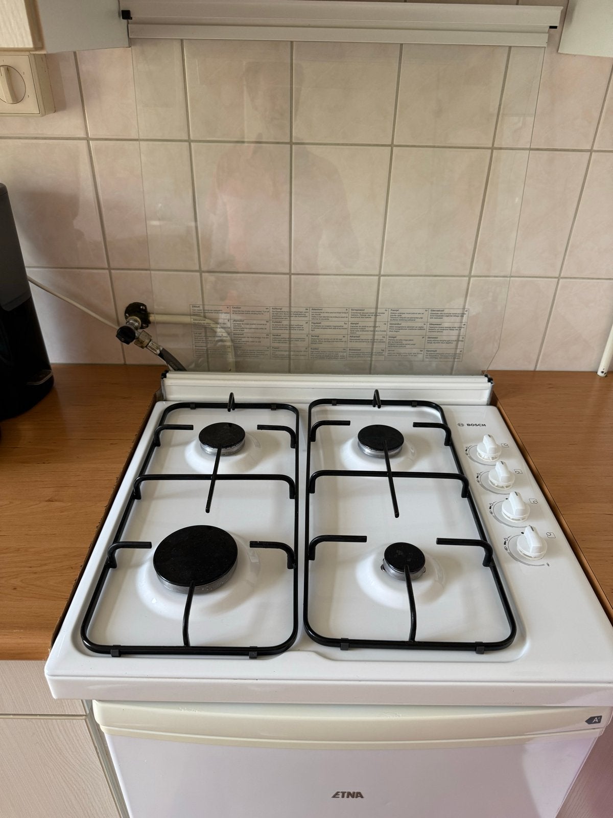 Gasfornuis met 4 pitten en glazen afdekplaat, Gebruikt, Gas, 4 kookzones, Ophalen of Verzenden