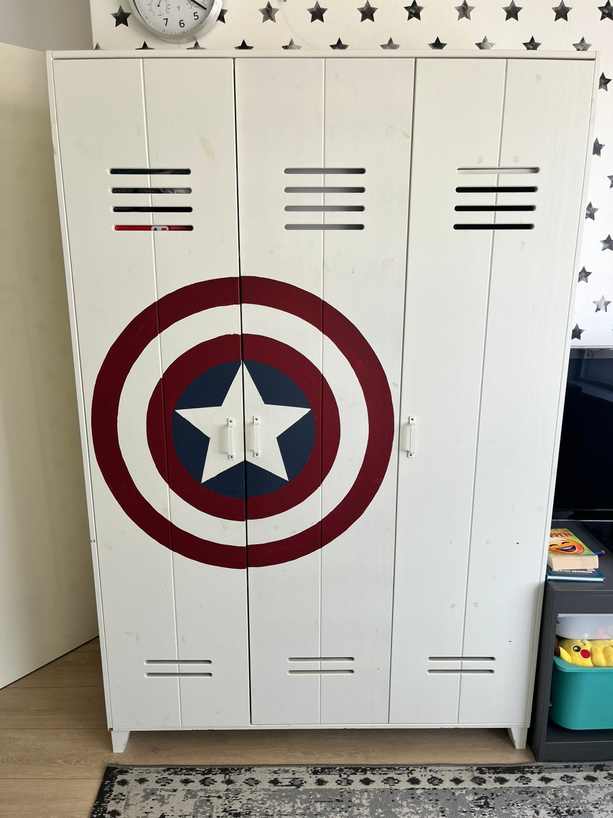 VT wonen kledingkast Captain America, Ophalen, Gebruikt, Hout stevig