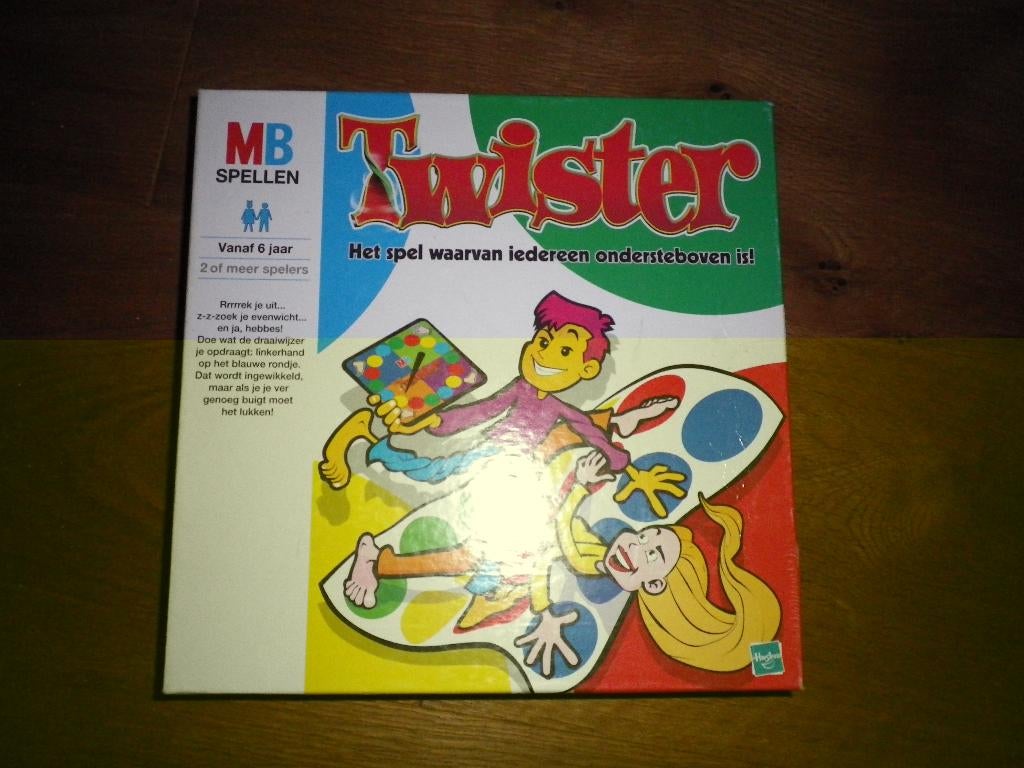 Twister van MB, Hobby en Vrije tijd, Gezelschapsspellen | Bordspellen, Ophalen of Verzenden, Gebruikt, MB Spellen