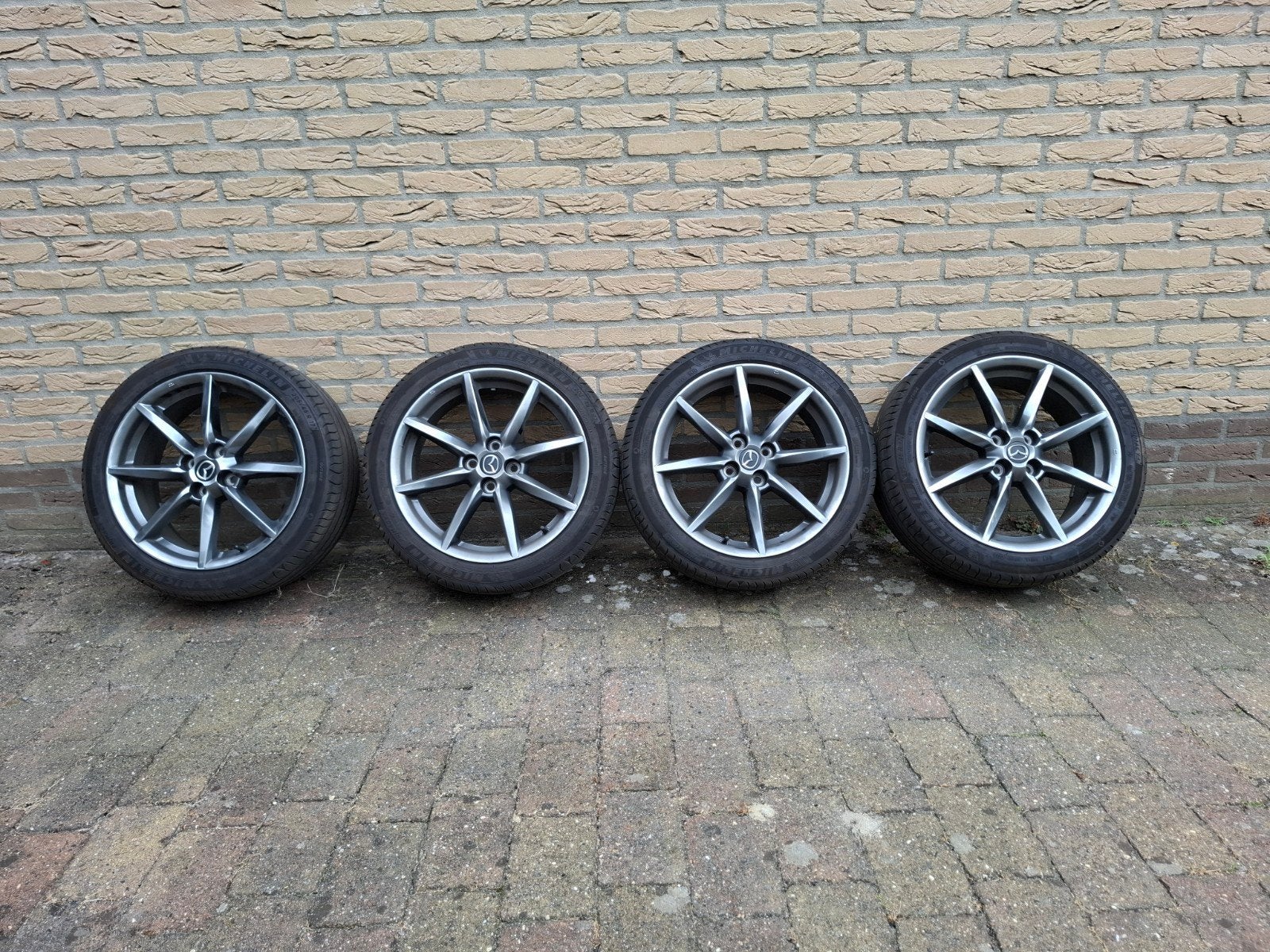 Originele Mazda MX5 ND 17" velgen +banden, Ophalen, 17 inch, Zomerbanden