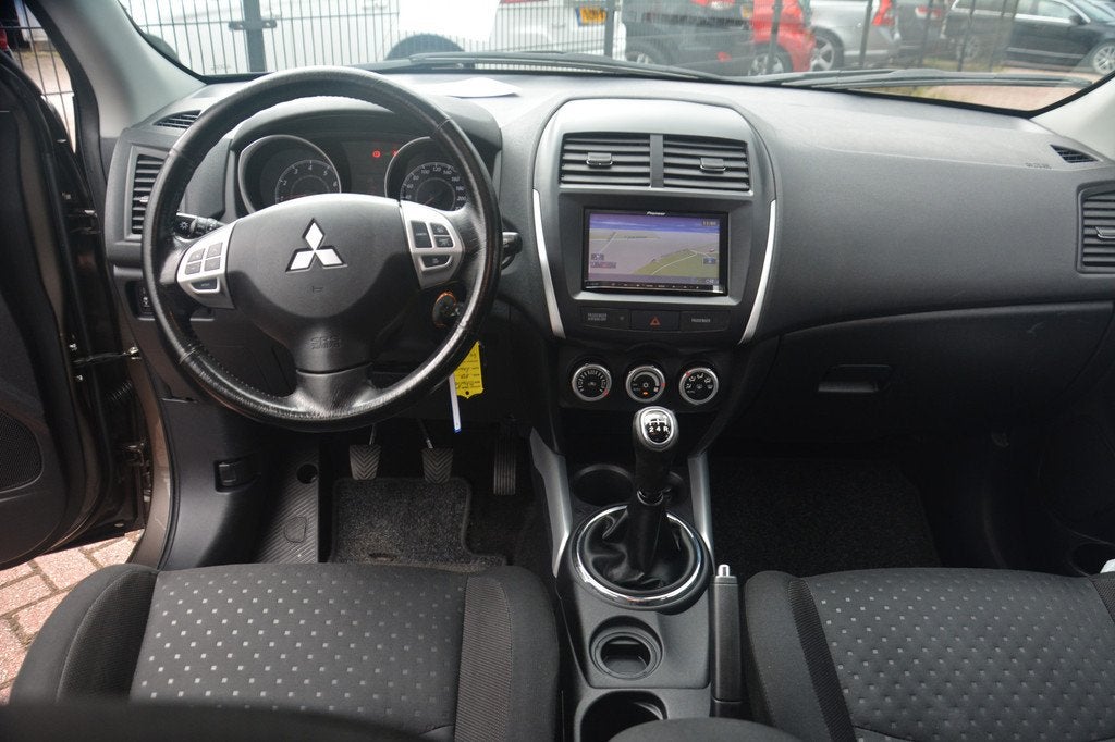 Mitsubishi ASX 1.6 Intro Edition ClearTec Nederlandse auto 1, Auto's, Voorwielaandrijving, Euro 5, Stof, Gebruikt