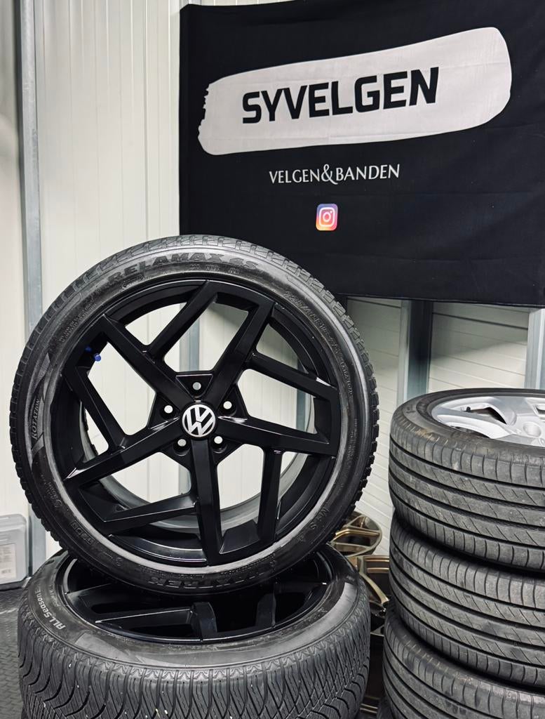 18” VW Golf Dallas Look Velgen 5x112 met All Season Banden!, Auto-onderdelen, Banden en Velgen, Ophalen, 18 inch, Gebruikt, Banden en Velgen