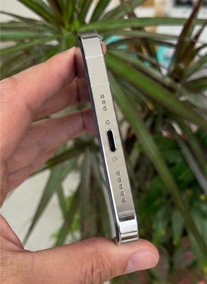 Foto 4 van iPhone 14 Pro - Zo goed als nieuw
