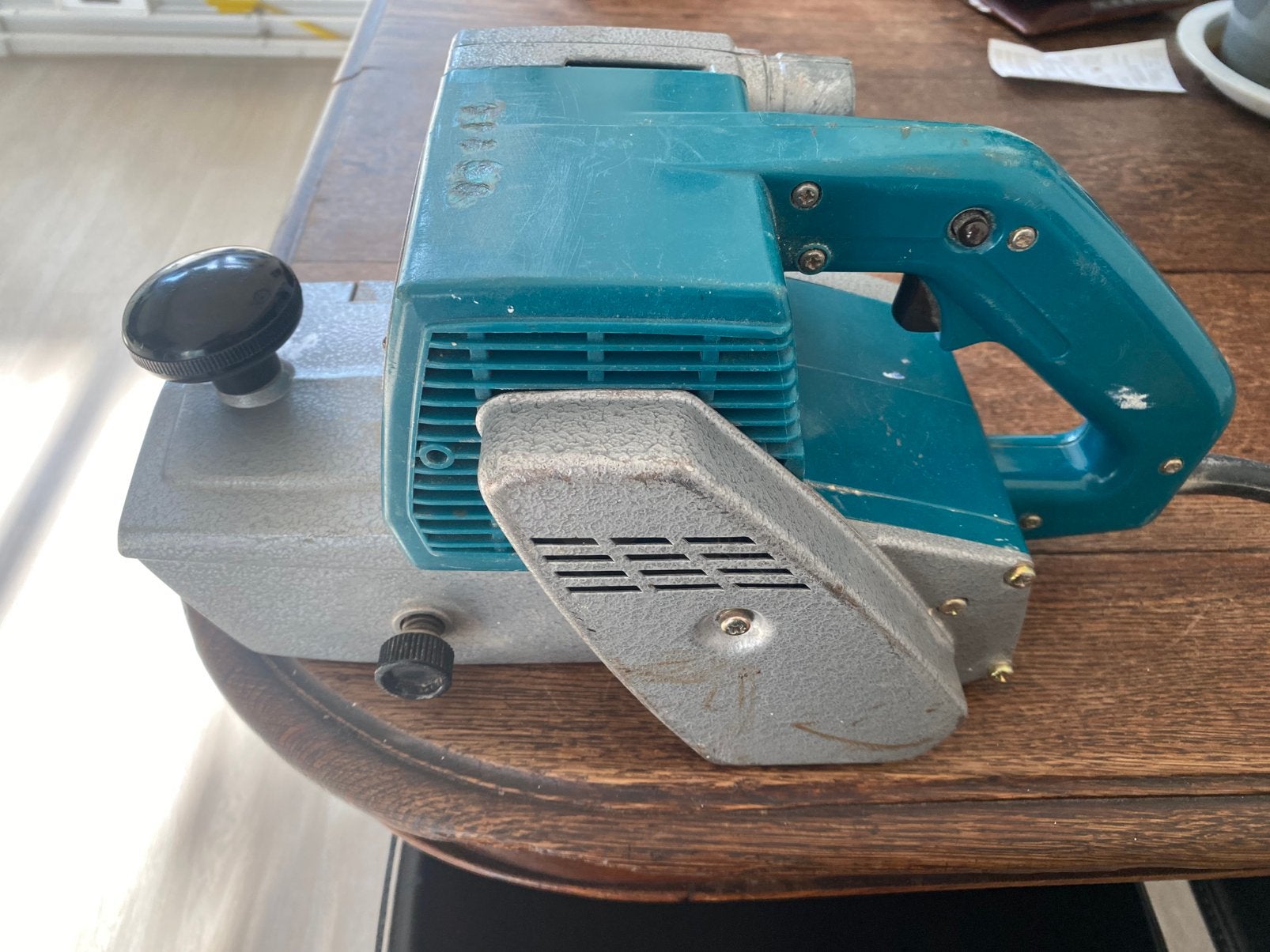 Defecte Wolf bandschuurmachine ( zelfde als Makita 9402), Ophalen, Gebruikt, 600 tot 1200 watt, Bandschuurmachine